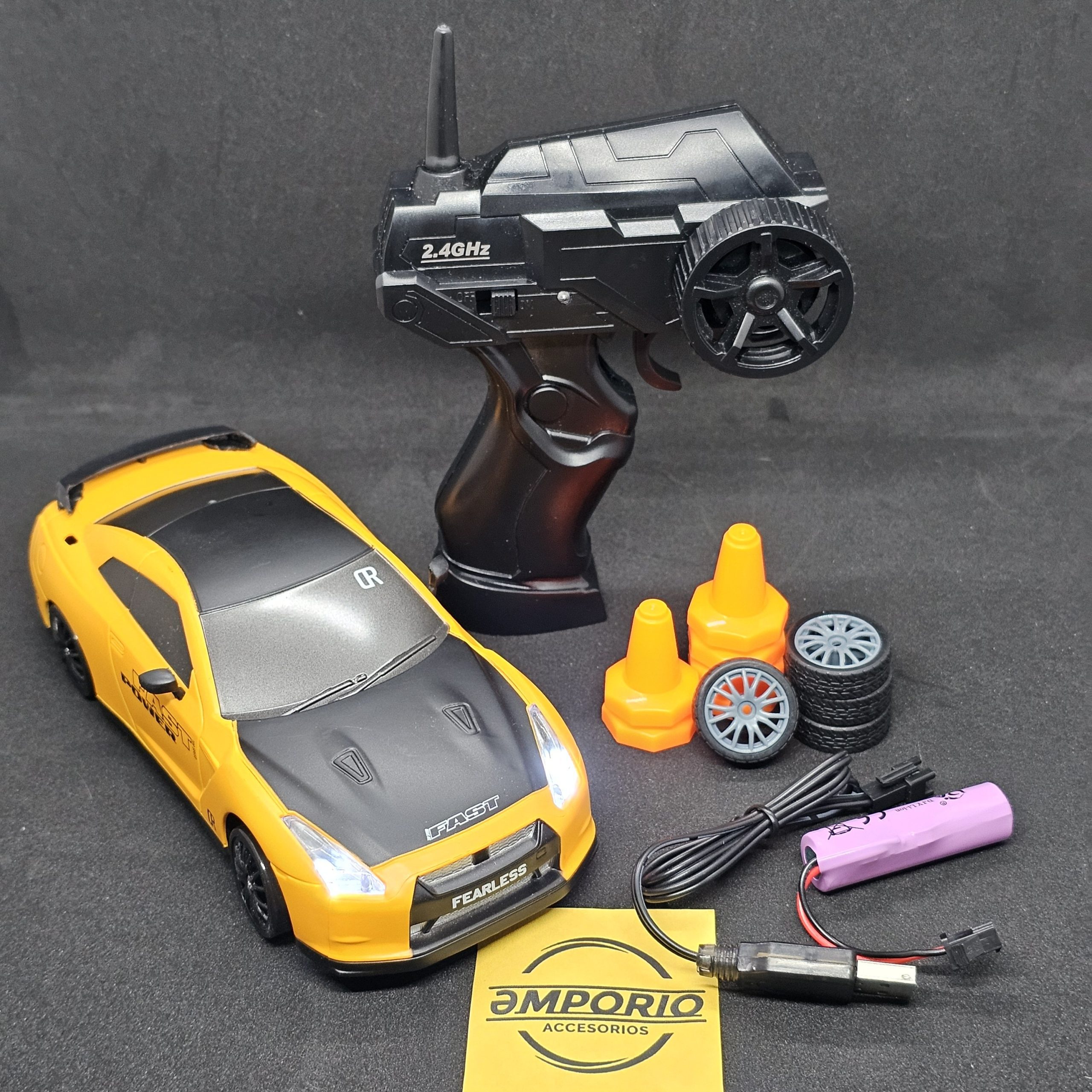 Auto Drift RC 2.4G de Colección a Control Remoto con Luces LED y Llantas Intercambiables - Image 5